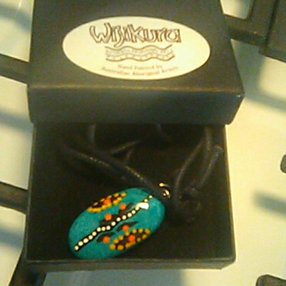 Australian necklace NEVER WORN bnib